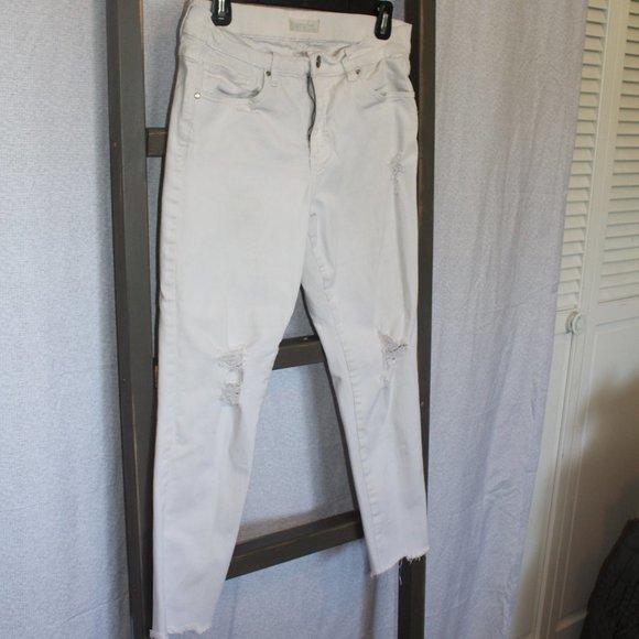 Grace & Lace Denim - White, distressed, stretchy jeans